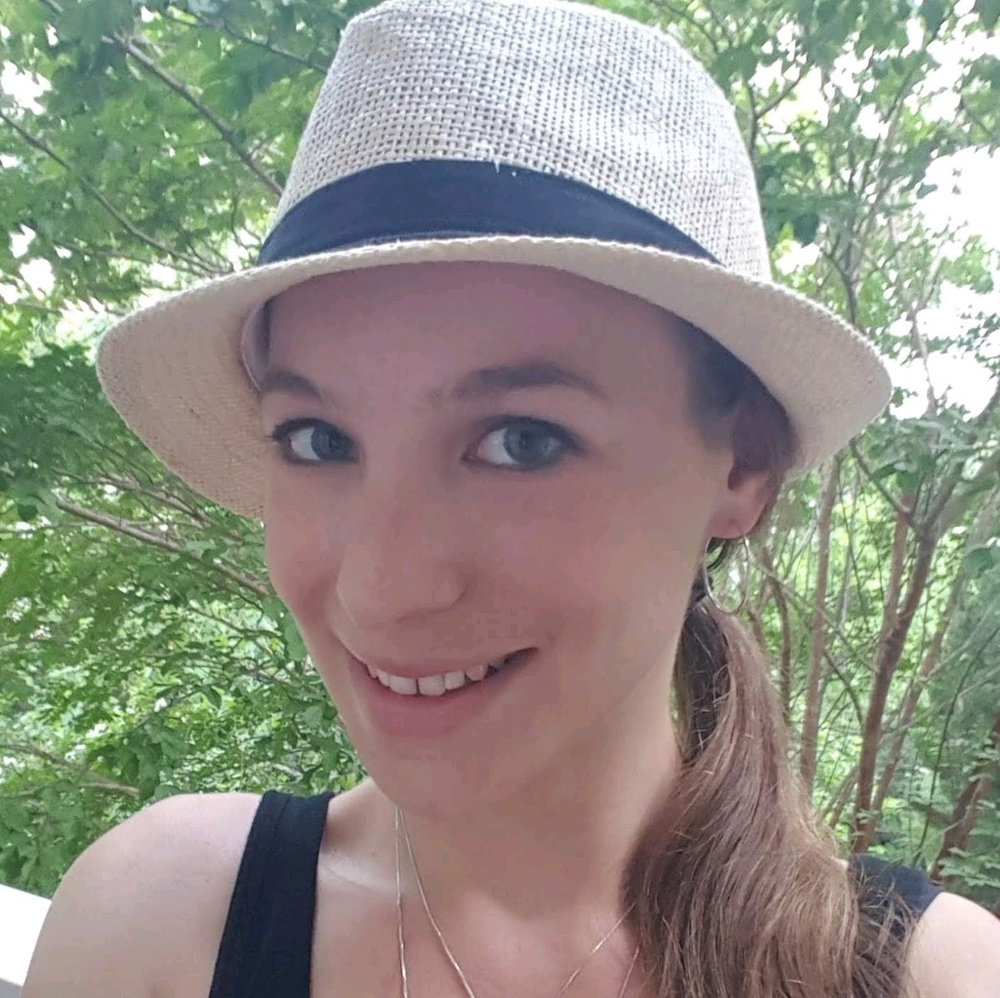 Meet your Posher, Darcy